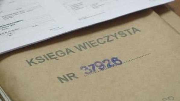 Księga wieczysta - jak czytać i co sprawdzić